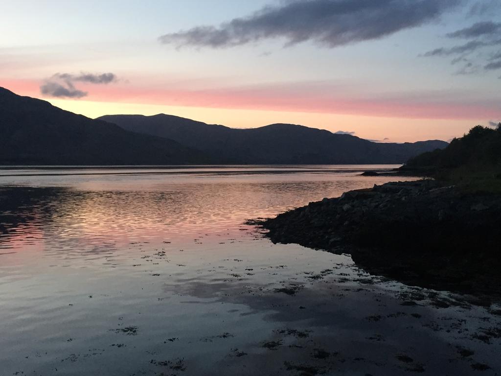 Corran Bunkhouse Hotel Exterior photo