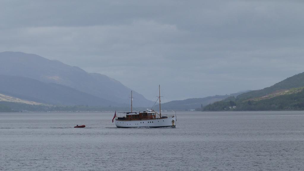 Corran Bunkhouse Hotel Exterior photo