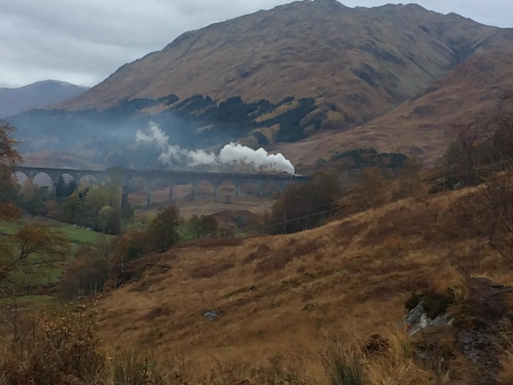 Corran Bunkhouse Hotel Exterior photo